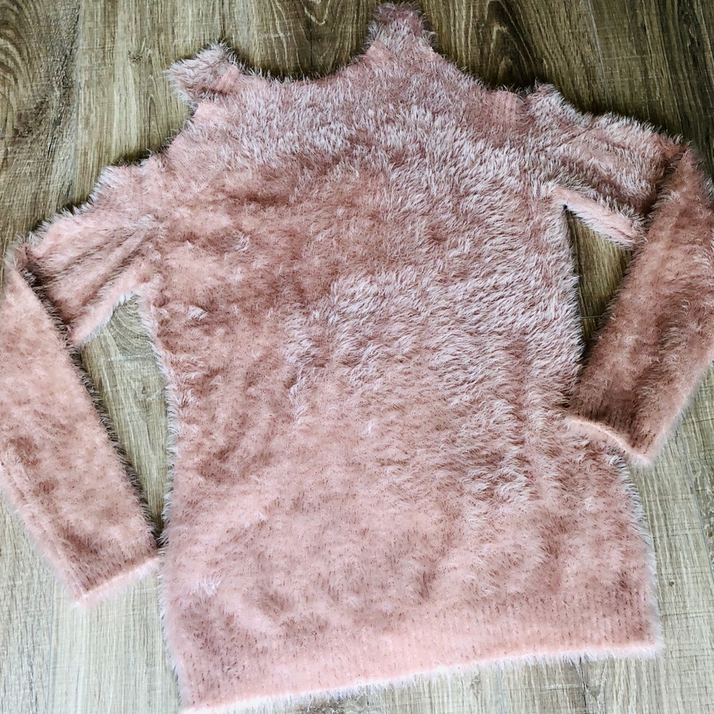 Shoulder-less Soft Fuzzy Sweater in Blush